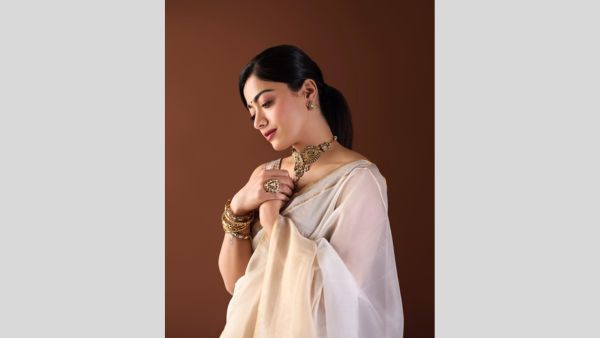 Monotone Saree Trend: 6 Style Tips To Flaunt Effortless Panache With Indian Ensemble