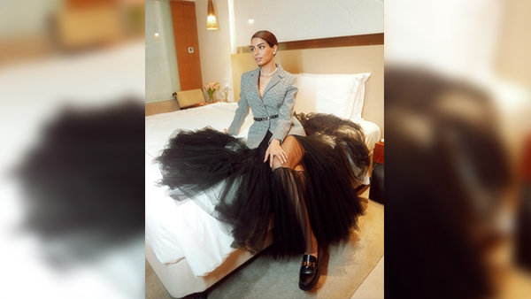 Valentines Day 2024: Outfit Ideas From Khushi Kapoor