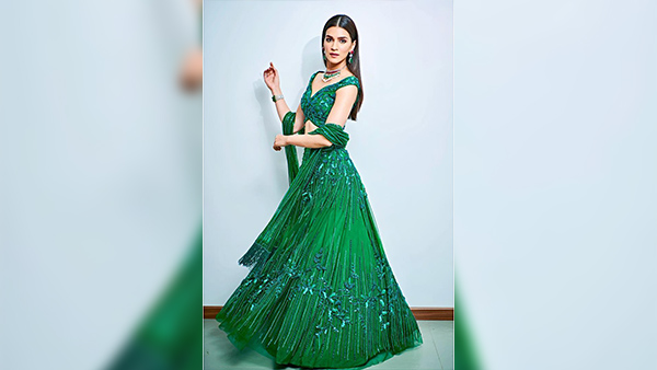 6 Fab Colours Beyond Red For Indian Brides, Style Tips To Flaunt Unpredictable Hues On Your D-Day