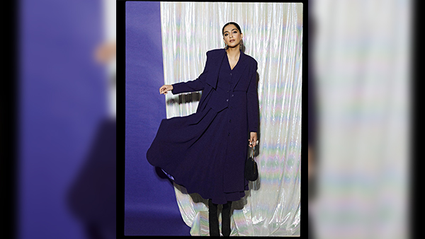 Sonam Kapoors Formal Outfit Ideas 