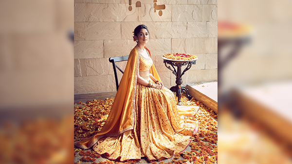 6 Fab Colours Beyond Red For Indian Brides, Style Tips To Flaunt Unpredictable Hues On Your D-Day