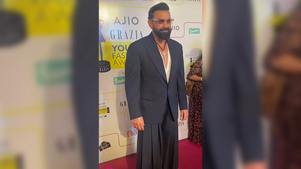 Grazia Young Fashion Awards 2024 Karan Johar Ananya Panday Shraddha Kapoor And Others Flaunt Influential Style Pics