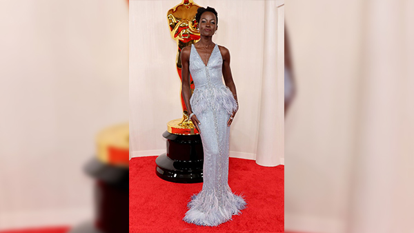 Oscars 2024 Red Carpet Margot Robbie Emma Stone Cillian Murphy And Others Steal The Spotlight With Finest Fashion Pics