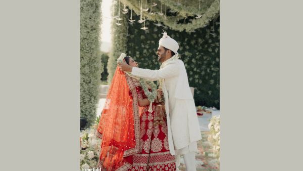 Meera Chopra-Rakshit Kejriwal Wedding The Bride Picks Vibrant Red Lehenga Over Pastel Ensemble Get Inspired