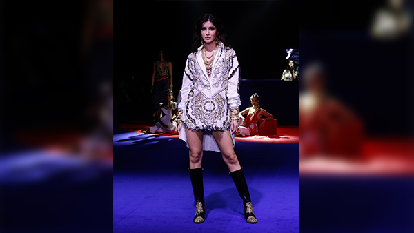 Lakme Fashion Week 2024 Kriti Sanon Shanaya Kapoor And Others Promote Sustainable Fashion Get Inspired