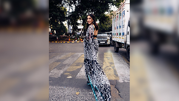 Sara Ali Khan Aces Summer Fashion In Animal Print Saree Bookmark Her Chic Saree Choices
