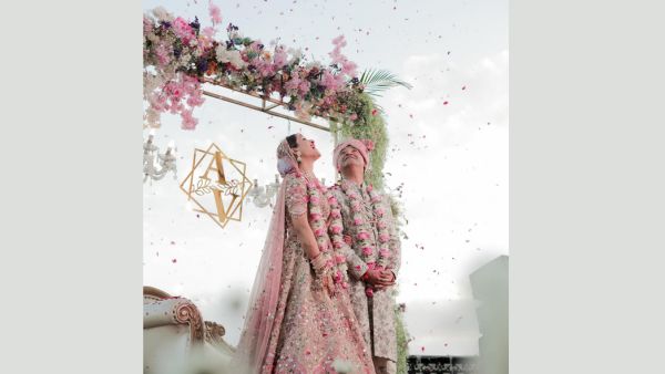 Arushi Sharma-Vaibhav Vishant Wedding Love Aaj Kal 2 Actor Looks Resplendent In A Pastel Ethnic Outfit Pics