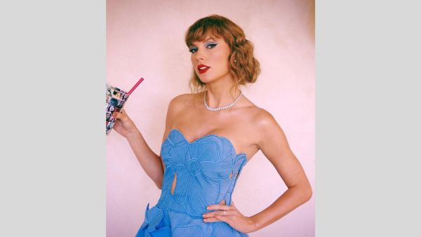 Taylor Swift s Fashion Get Inspired From American Singer-Songwriter s Signature Style