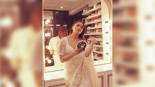 Summer Fashion Your Bollywood-Style Ethnic Outfits Guide For Sun-kissed Sophistication