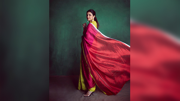 Parineeti Chopra Saree Looks Check Amar Singh Chamkila Actor s Regal Fashion Statements