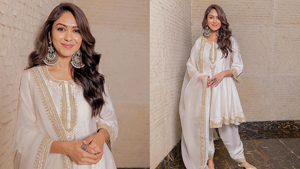 Mrunal Thakur s Ivory-Golden Kurta Set Is Ideal For Your Festive Look Explore Her Desi Fashion Here Mrunal Thakur s Ivory-Golden Kurta Set Is Ideal For Your Festive Look Explore Her Desi Fashion Here