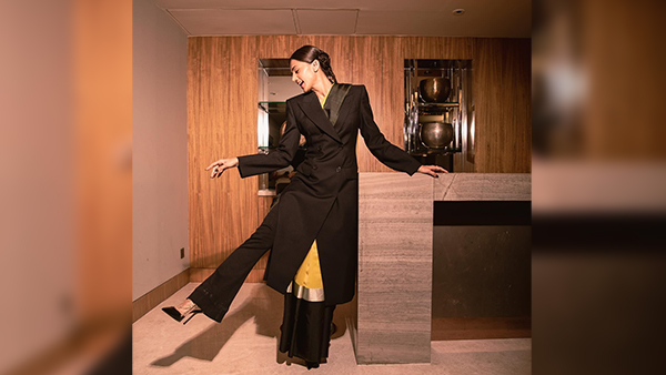 Tamannaah Bhatia To Taapsee Pannu B-Town Divas Are Giving Modern Twist To Classic Sarees Get Inspired