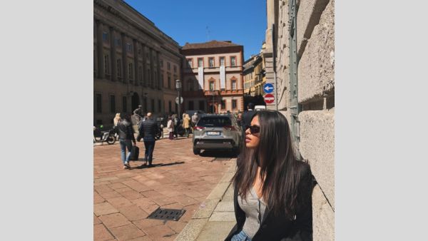 Suhana Khan Serves Chic Style Goals From Her Milan Vacay Tips To Get Your Holiday Fashion Right