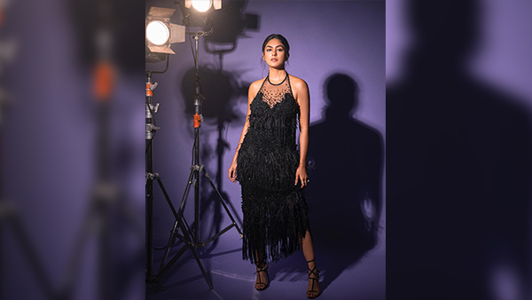 Mrunal Thakur s Mastery Of Black Outfits Save Them To Upgrade Your Edgy Style