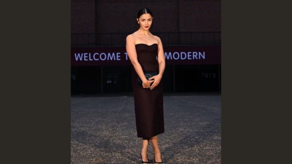 Alia Bhatt s Fab Avatar In A Bodycon Dress At Gucci Cruise Show 2025 Steal Attention Pics