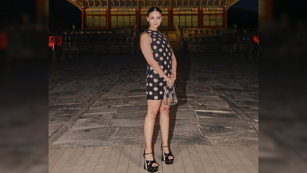 Alia Bhatt Shines At Gucci Cruise 2025 Fashion Show In London Check Her Chic Looks