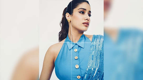 Janhvi Kapoor s Cricket-Themed Jewellery For Mr And Mrs Mahi Score High On Style Pics
