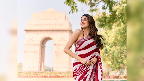 Janhvi Kapoor Aces Method Dressing In Cricket Themed Saree For Mr And Mrs Mahi Promotions Pics