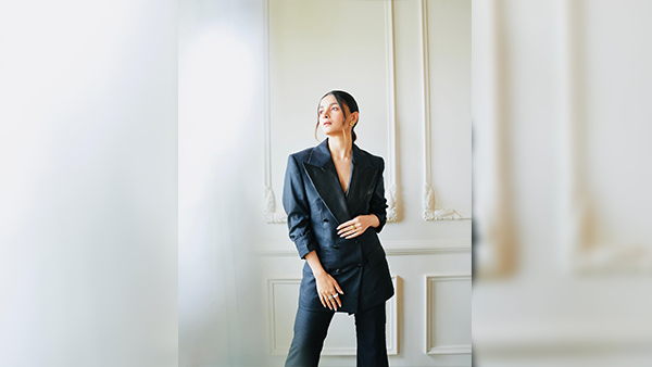 Mother s Day 2024 6 Bollywood Inspired Fashion Tips To Elevate Mom s Style