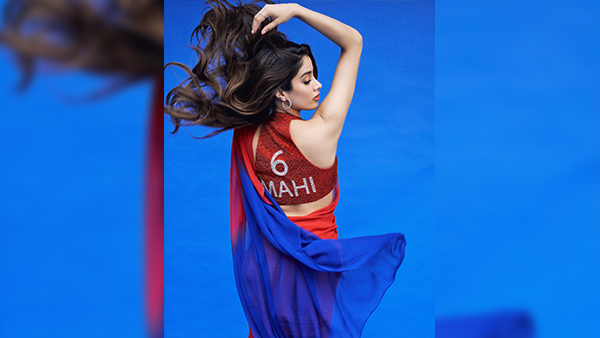 Janhvi Kapoor Serves Themed Fashion With Dual Tone Saree And Cricket-Inspired Blouse Get Inspired