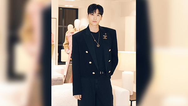 Top 5 Korean Male Celebrities Who Are Wealthy Extremely Fashionable And Dominate Enternainment World