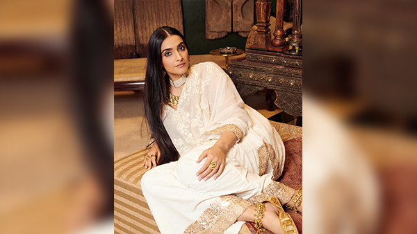 How To Rock A Kaftan Like Sonam Kapoor 6 Summer Style Secrets That You Must Follow To Slay The Look