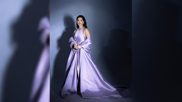 Happy Birthday Sunny Leone Bookmark The Star s Diverse Glam Fashion