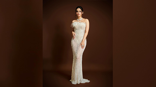 Manushi Chhillar Birthday Let Us Decode Former Miss World s Fashion Game That Is Eye Catching And Glamourous