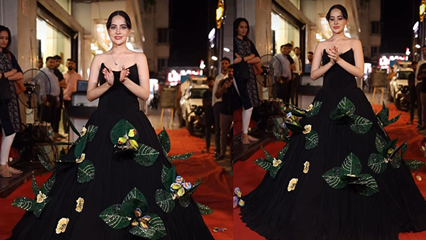 Urfi Javed Sets The Style Trend In 3D Floral Dress Tips To Experiment With DIY Fashion
