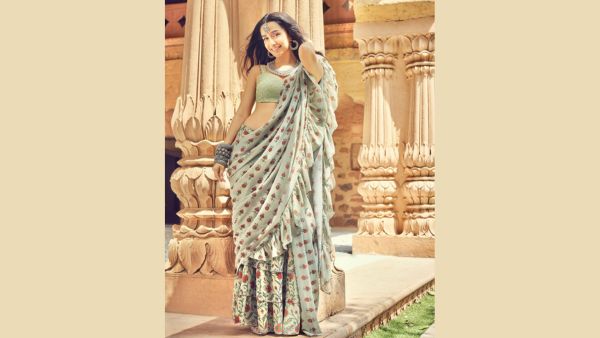 Shraddha Kapoor s Saree Saga Is Simply Fab 5 Best Looks From The Stree 2 Star