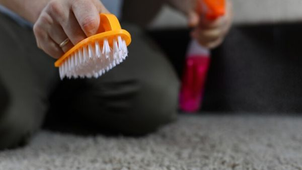5 DIY Cleaning Solutions For A Spotless Kitchen So That You Can Say Goodbye To Stains For A Long Time