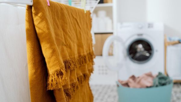 5 Genius Hacks To Dry Clothes Faster In The Monsoon Manage Your Rainy Day Laundry