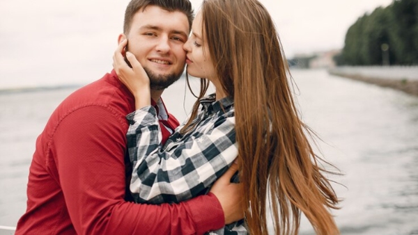 How To Know If A Girl Genuinely Loves You 21 Telltale Signs That Will Reveal Her True Feelings For You