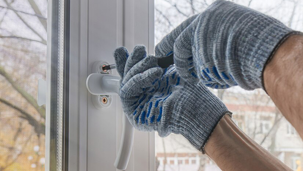 5 Effective Hacks To Keep Flies And Insects At Bay Stay Pest-Free This Monsoon