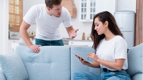 7 Common Reasons Why Trust Is Lost In Relationships And Partnerships Fail Here s What To Do Instead