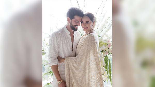 Sonakshi-Zaheer Wedding Bride Marries In Upcycled Saree Stuns In Banarasi Look At Reception