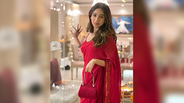 Pashmina Roshan s Casual Wardrobe 5 Outfits To Copy From Ishq Vishk Rebound Star