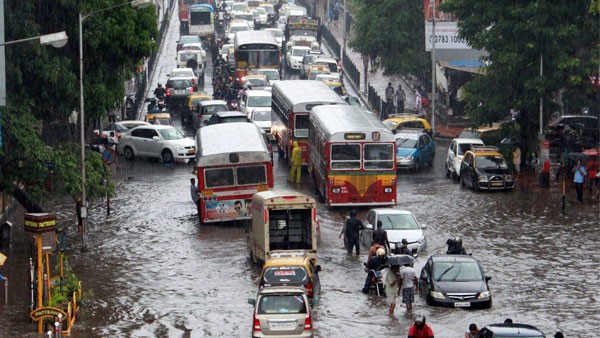Mumbai Rains What Are The Diseases Caused By Water Logging Know How To Prevent Them