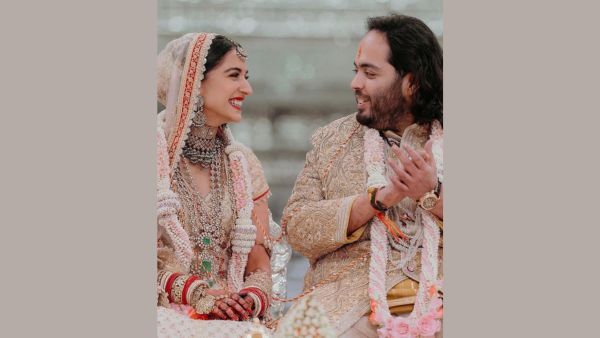 Anant Ambani s Giant Sarpech Nita Ambani Designs The Groom s Accessory Using Rare Solitaires Know Details