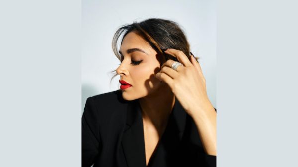 Deepika Padukone s Perfect Arch Will Make You Envious 5 Tips To Master Your Brow Game