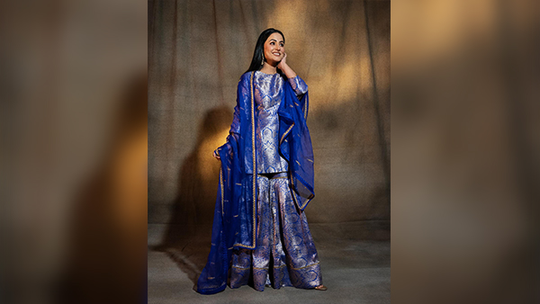 From Smriti Irani To Hina Khan Take Fashion Inspo And Style Tips From Indian TV s Favourite Bahus