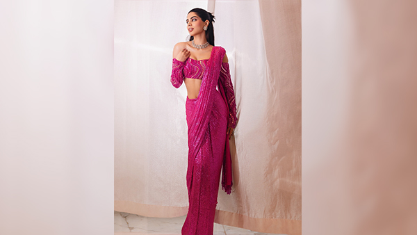 Anant-Radhika Haldi Ceremony Sara s Multicolour Lehenga To Khushi s Barbiecore Saree B-Town Babes Shine Anant-Radhika Haldi Ceremony Sara s Multicolour Lehenga To Khushi s Barbiecore Saree B-Town Babes Shine