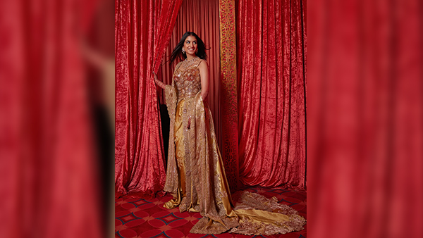 Radhika Merchant s Desi-Videshi Fusion In Anamika Khanna-Dolce amp amp Gabbana Saree Dress For Reception Pics