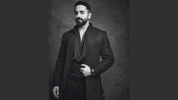 Akshay Kumar To Kiara Advani Do You Know The Real Names Of 6 Bollywood Stars