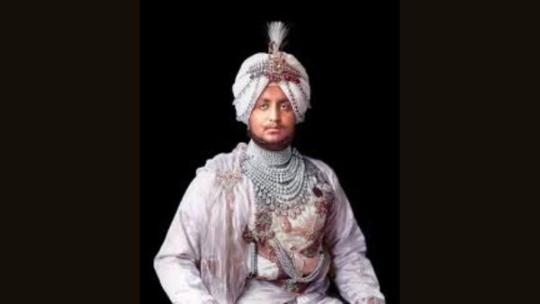 Chhaava Teaser Vicky Kaushal As Chhatrapati Sambhaji Maharaj Exudes Royalty Explore Timeless Styles Of Indian Kings