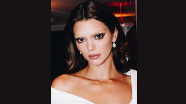 Stained Denim To Ghostly Eyebrows 5 Ugly Trends Where Fashion Takes A Cringe Turn