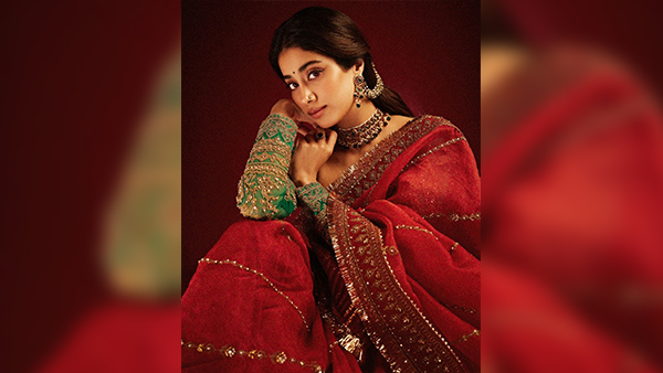 Ganesh Chaturthi 2024 Velvet Kurti To Sequin Saree Ethnic Ensembles Guide To Make You Stand Out