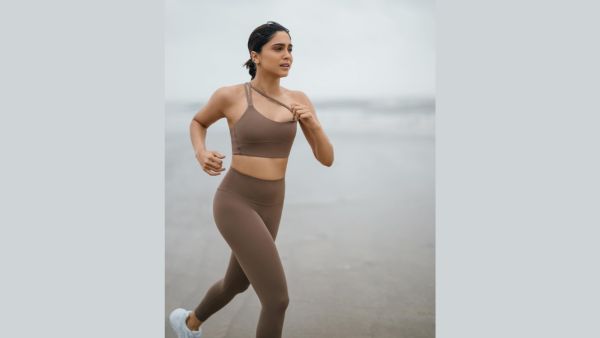 Sharvari s Ultra Glam Looks Monochrome To Neon Vedaa Actor s Style Breakdown