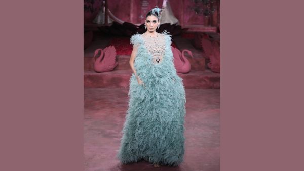 India Couture Week 2024 Timeless Reds To Metallic Bustiers Key Fashion Trends That You Must Bookmark