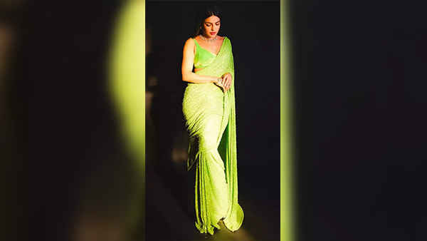 5 Trendsetting Looks For India s Autumn That Doesn t Exist But You Can Still Fall In Style 5 Trendsetting Looks For India s Autumn That Doesn t Exist But You Can Still Fall In Style